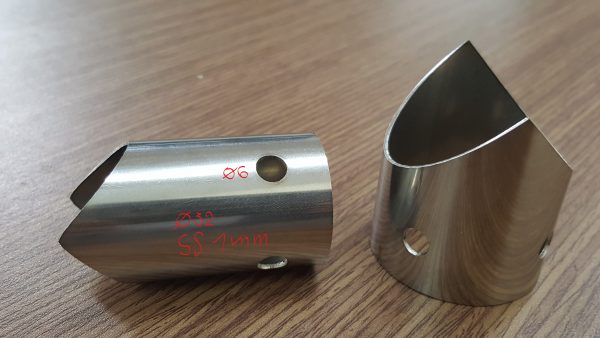 Ống inox phi 32